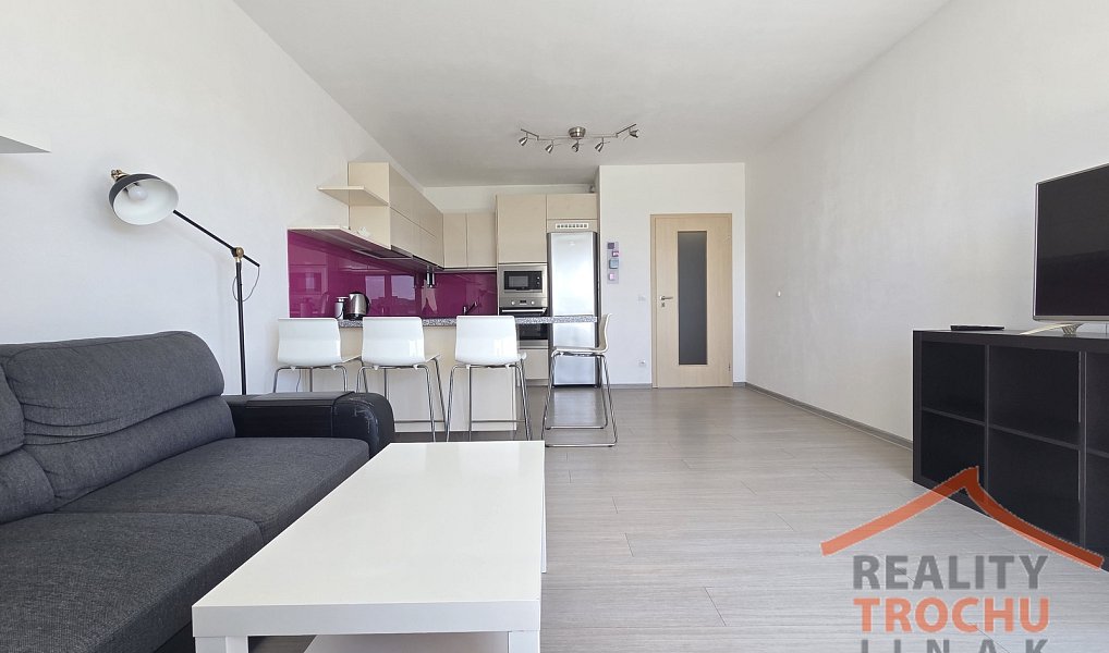 Prodej bytu 2+kk 62 m², Pardubice – náhled fotky 3