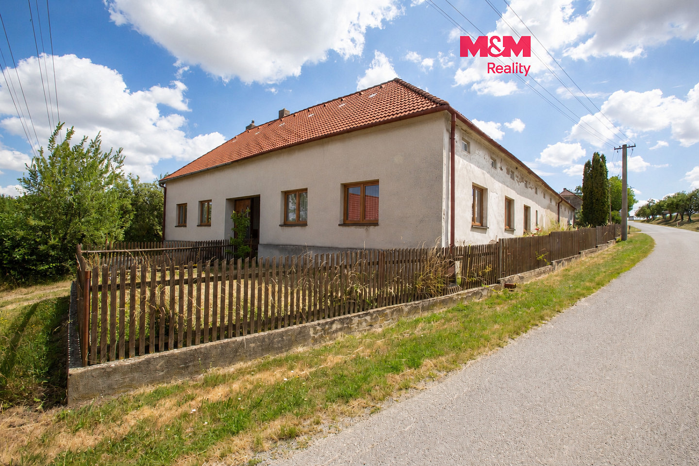 Prodej domu 189 m² s pozemkem 2 183 m²