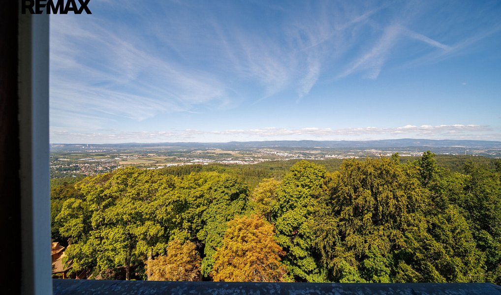 Prodej ubytovacího objektu 1 500 m², Karlovy Vary – náhled fotky 34