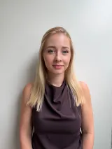 Nikola Linhart