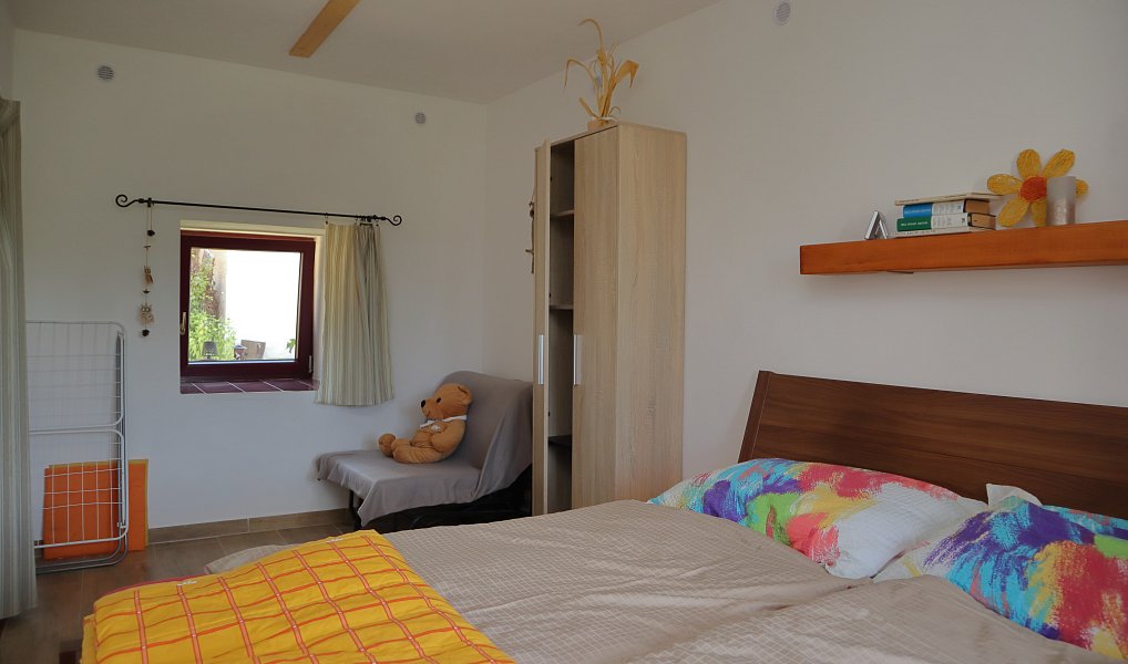 Prodej chalupy 70 m² s pozemkem 3 833 m², Postupice – náhled fotky 7