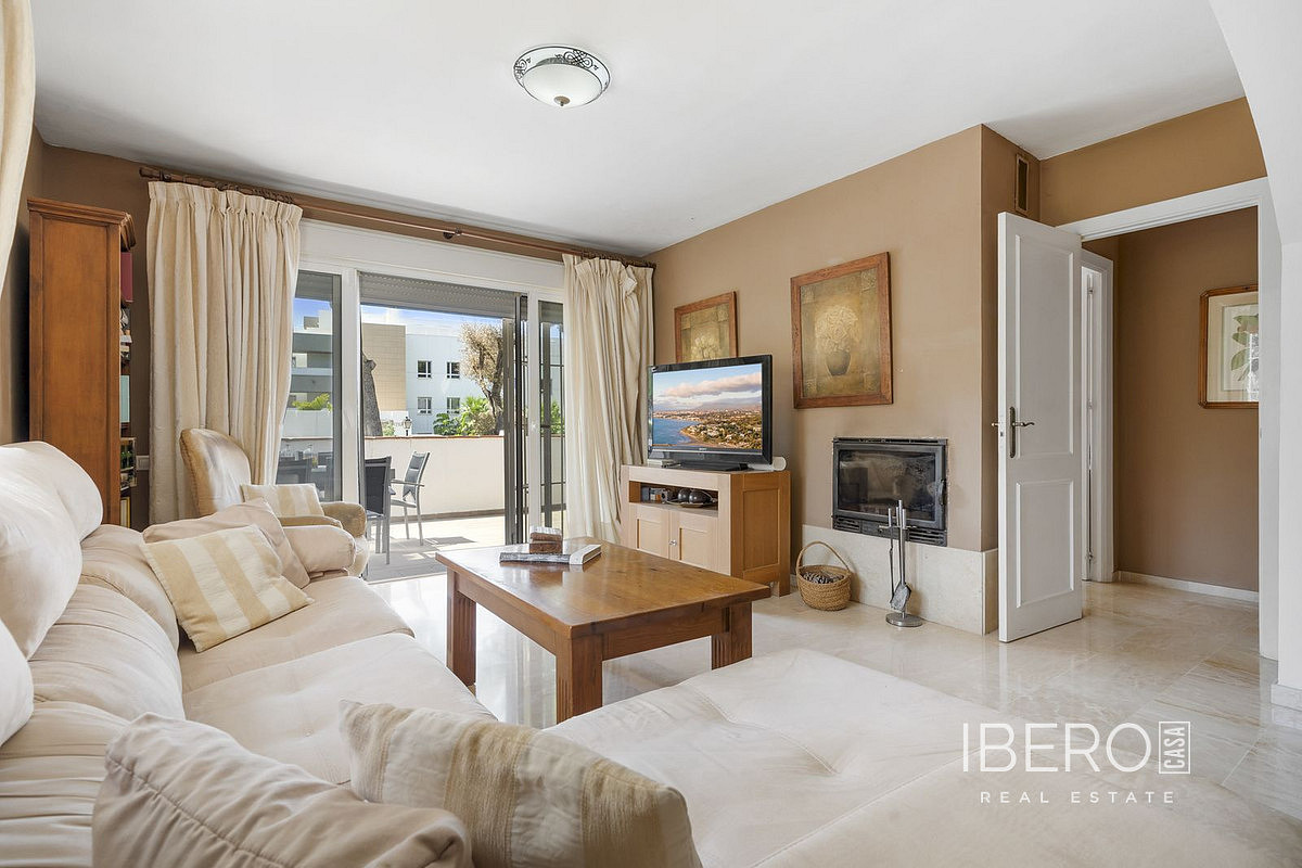 Piso 4+kk – Marbella, Nueva Andalucía - Vista 3