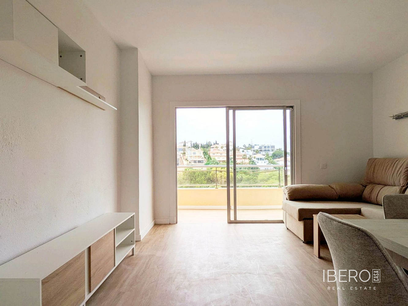 Prodej bytu 2+kk 88 m² — photo 3