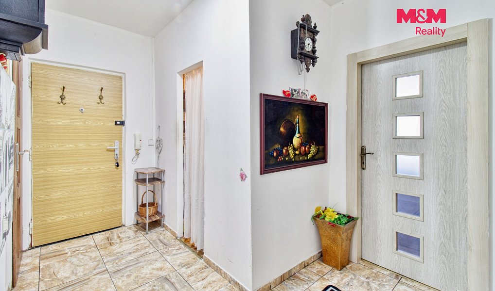 Prodej bytu 3+1 80 m², Chomutov – náhled fotky 3