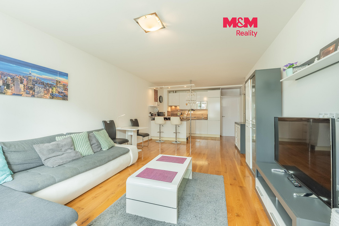 Pronájem bytu 2+kk 64 m²