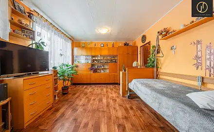 Prodej bytu 1+kk 33 m², V Bažantnici, Kladno - Kročehlavy