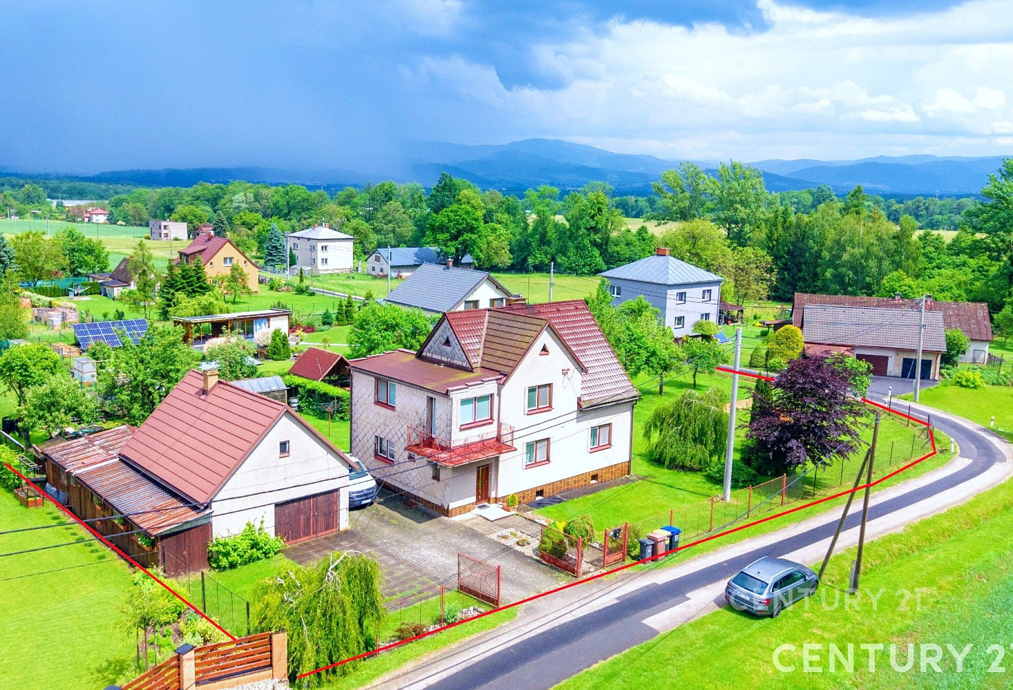 Rodinný dům 4+1 se zahradou, Nebory, CHKO Beskydy