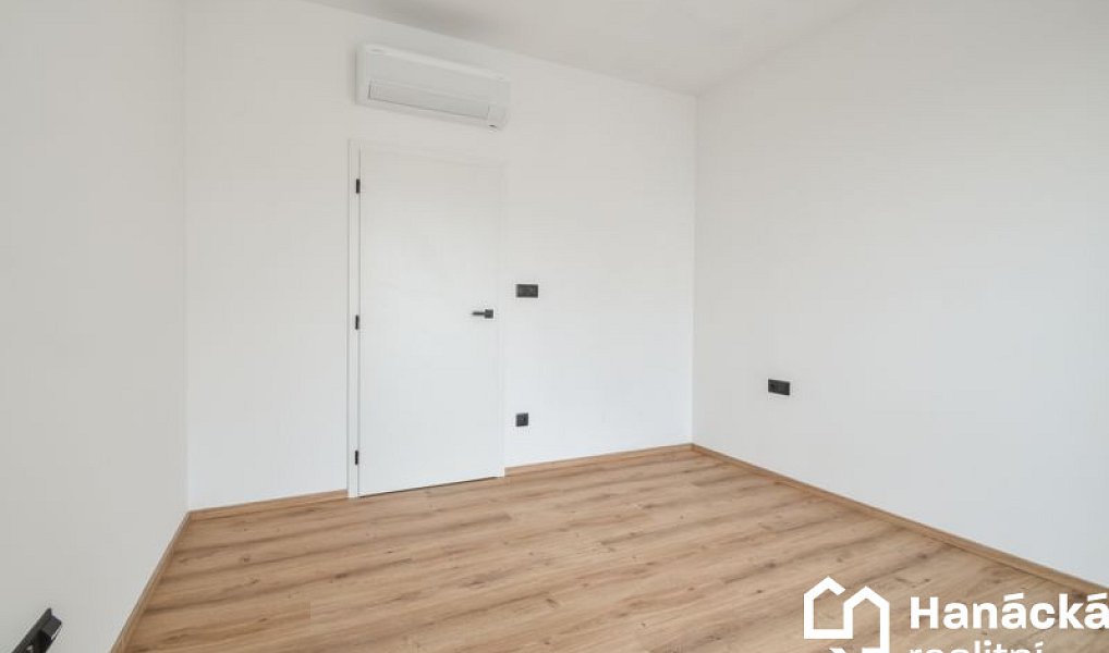 Pronájem bytu 2+kk 54 m², Olomouc – náhled fotky 8