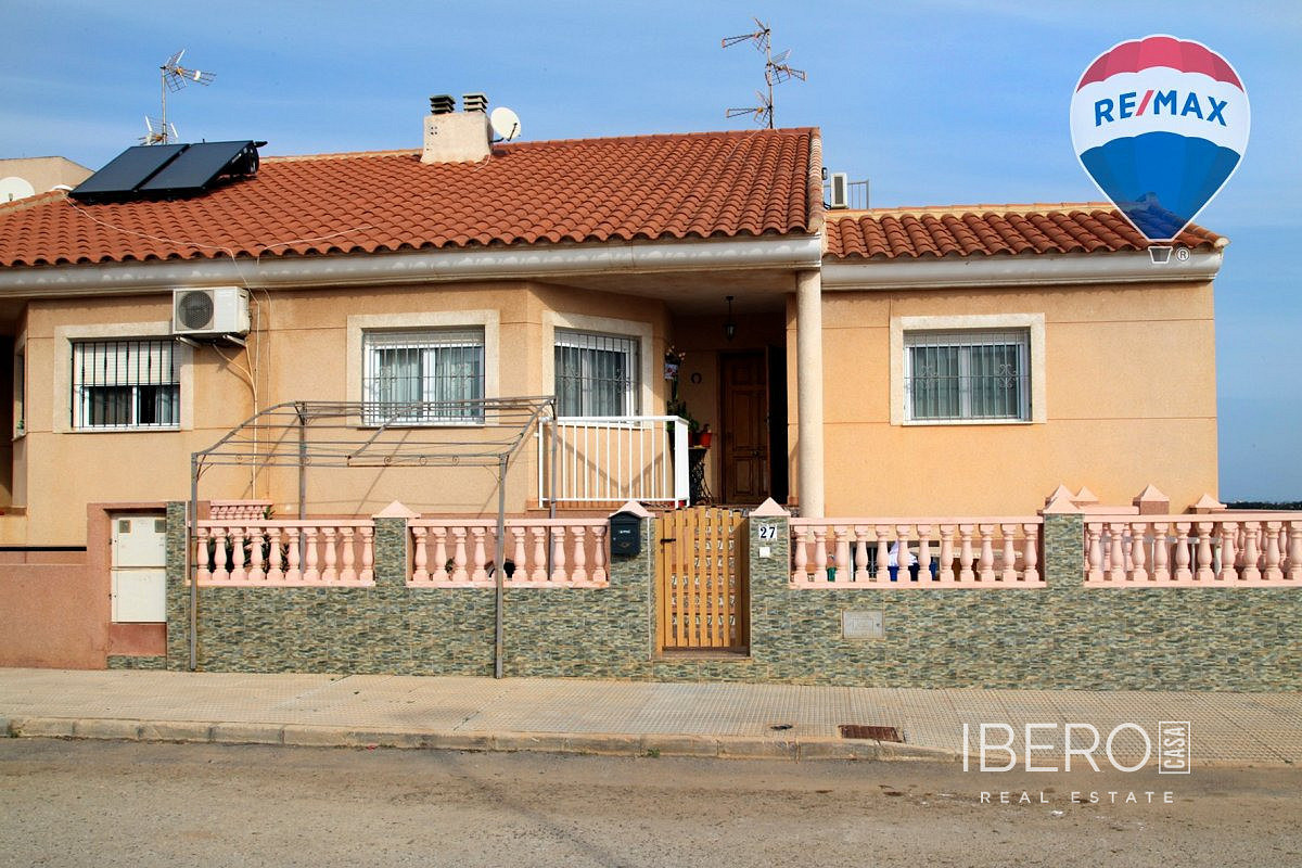 Prodej domu 232 m² s pozemkem 232 m²