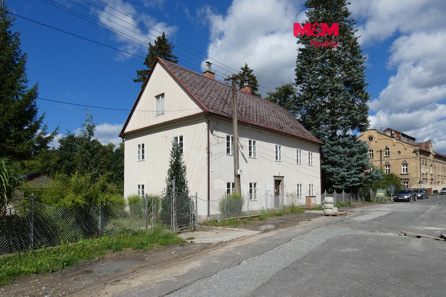Prodej domu 254 m² s pozemkem 3 284 m²