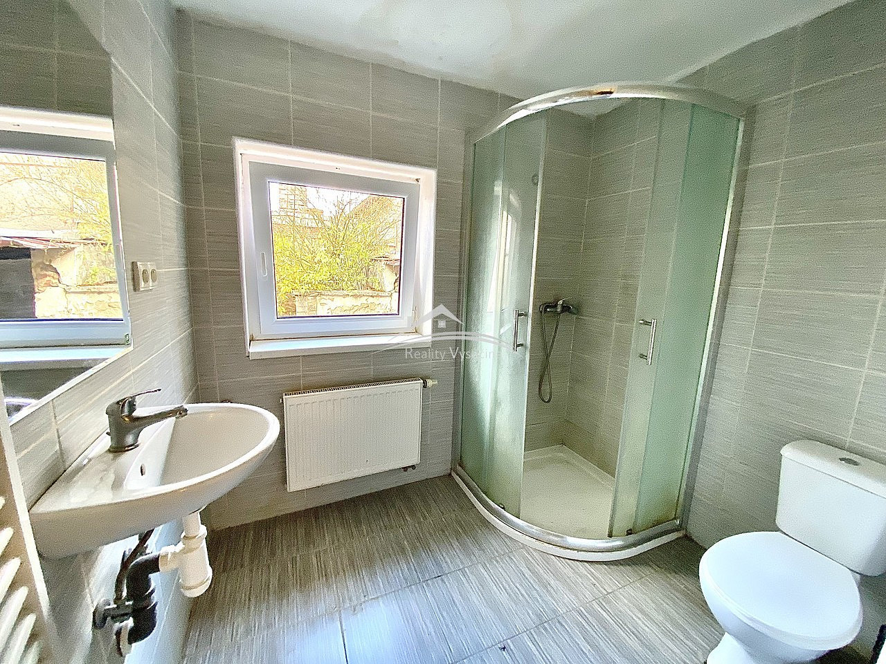 Prodej domu 140 m² s pozemkem 197 m² – fotografie 2