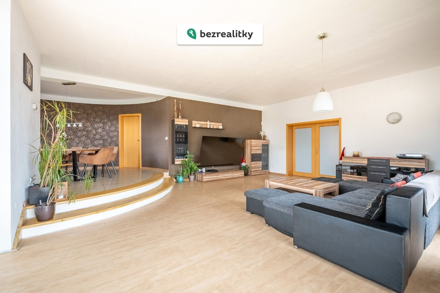 Prodej domu 257 m² s pozemkem 1 691 m² — photo 4