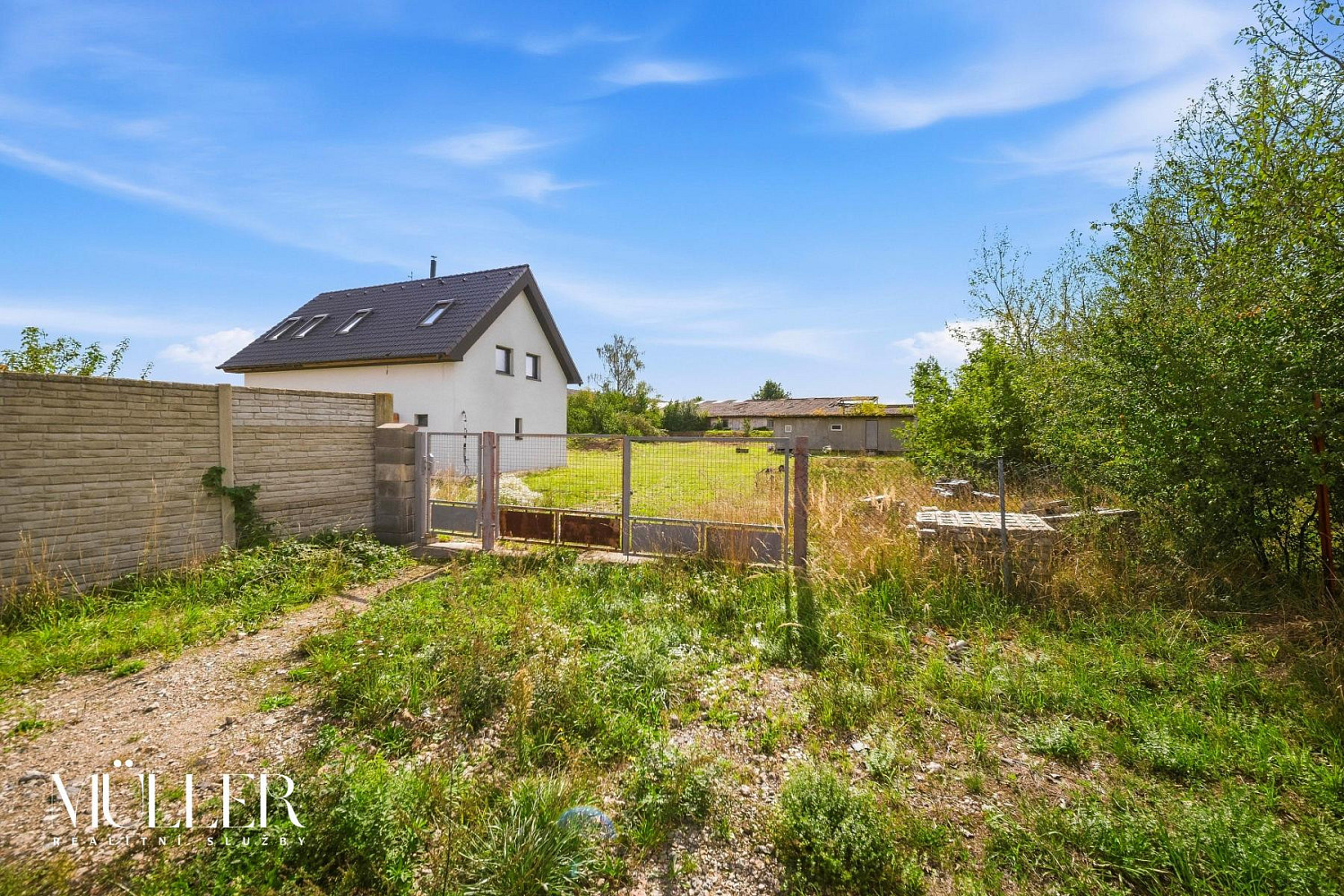 Prodej stavebního pozemku 1 340 m² – fotografie 5
