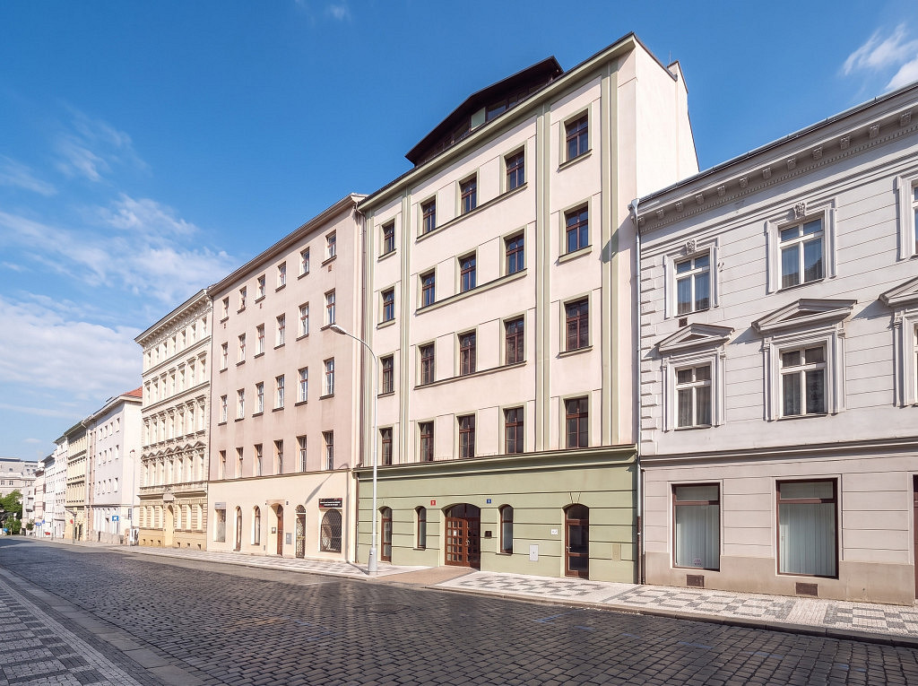 Prodej ubytovacího objektu 207 m²