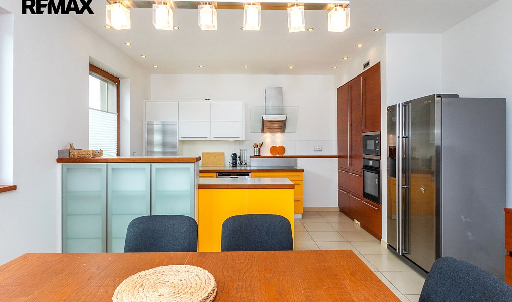 Prodej domu 300 m² s pozemkem 652 m², Praha – náhled fotky 16