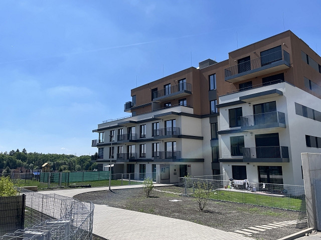 Pronájem bytu 3+kk 80 m² — photo 2