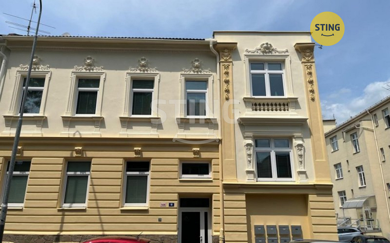 Pronájem kanceláře 120 m²