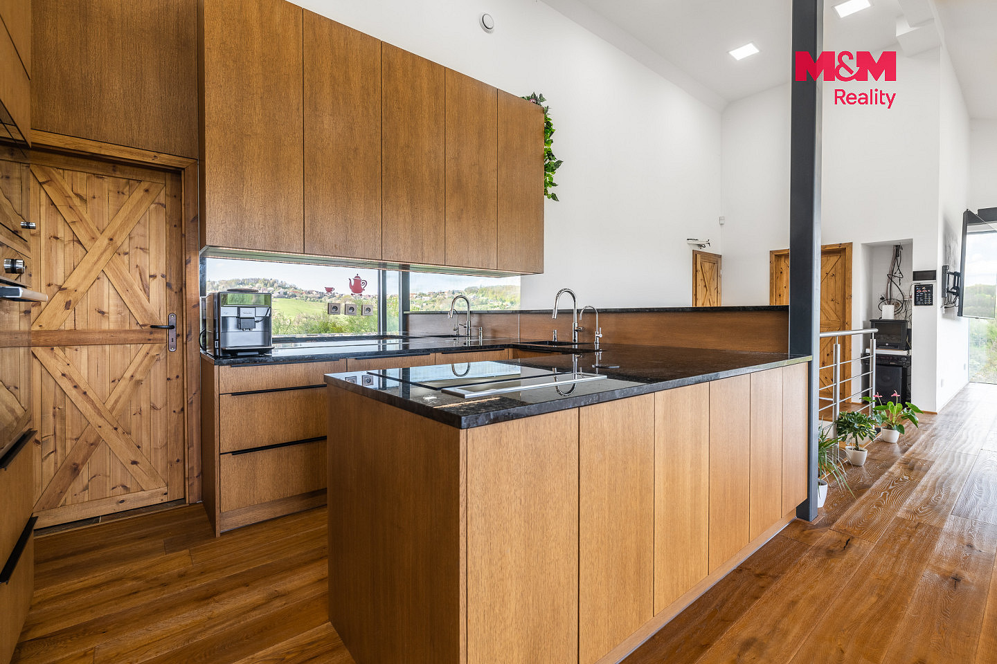 Prodej domu 292 m² s pozemkem 1 697 m² – fotografie 4