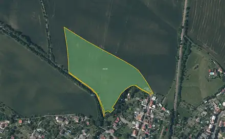Prodej pole 9 589 m², Lhotka nad Labem, okres Litoměřice