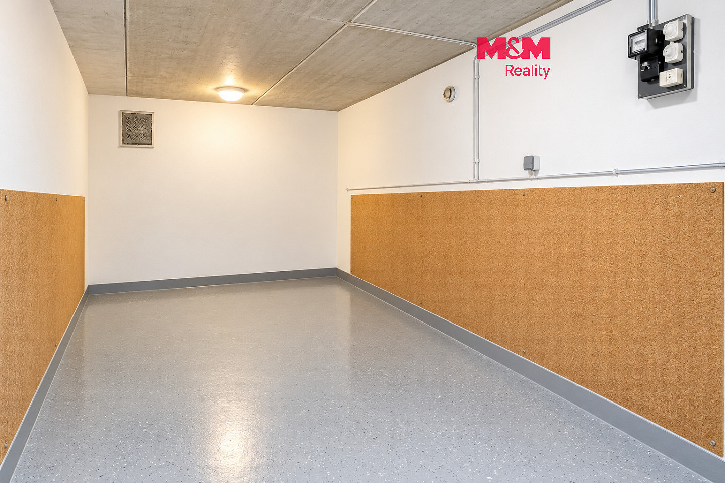 Pronájem, garáž, 15 m2, Nymburk, ul. Topolová