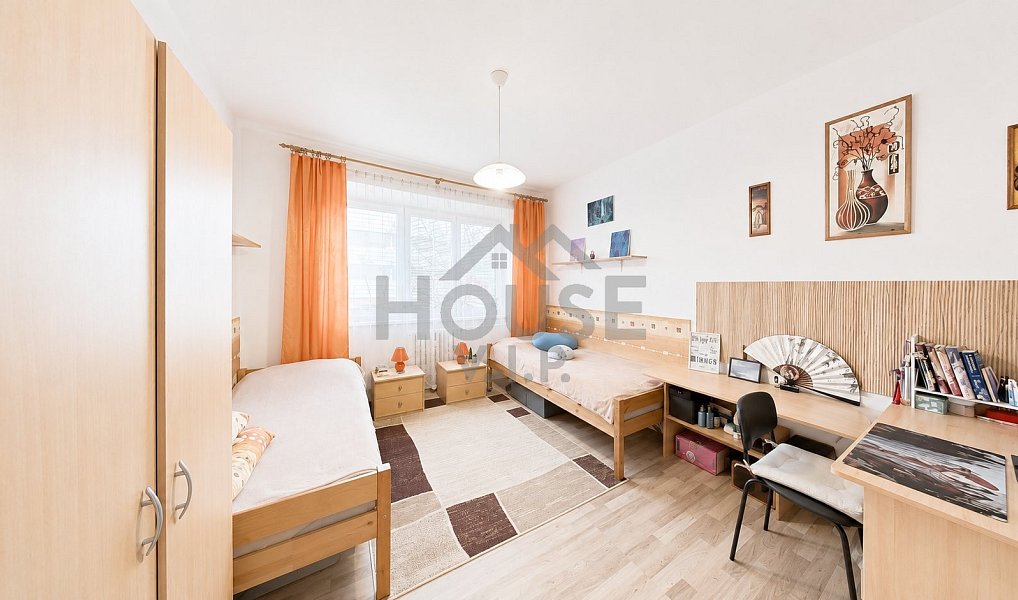 Prodej bytu 3+1 77 m², Praha – náhled fotky 3