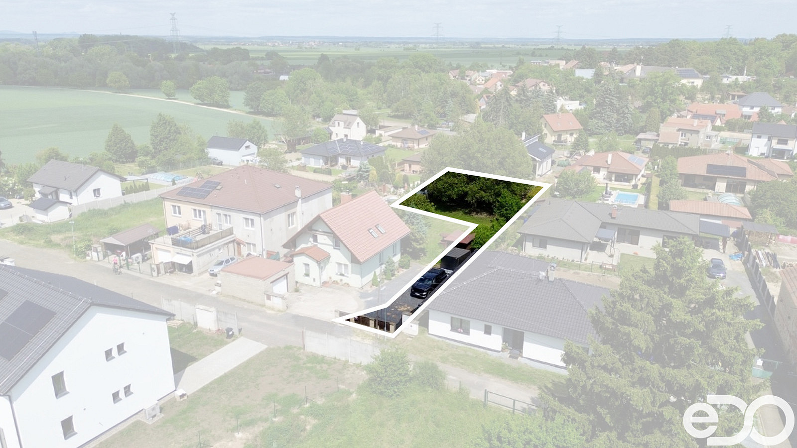 Prodej stavebního pozemku 539 m² — photo 2