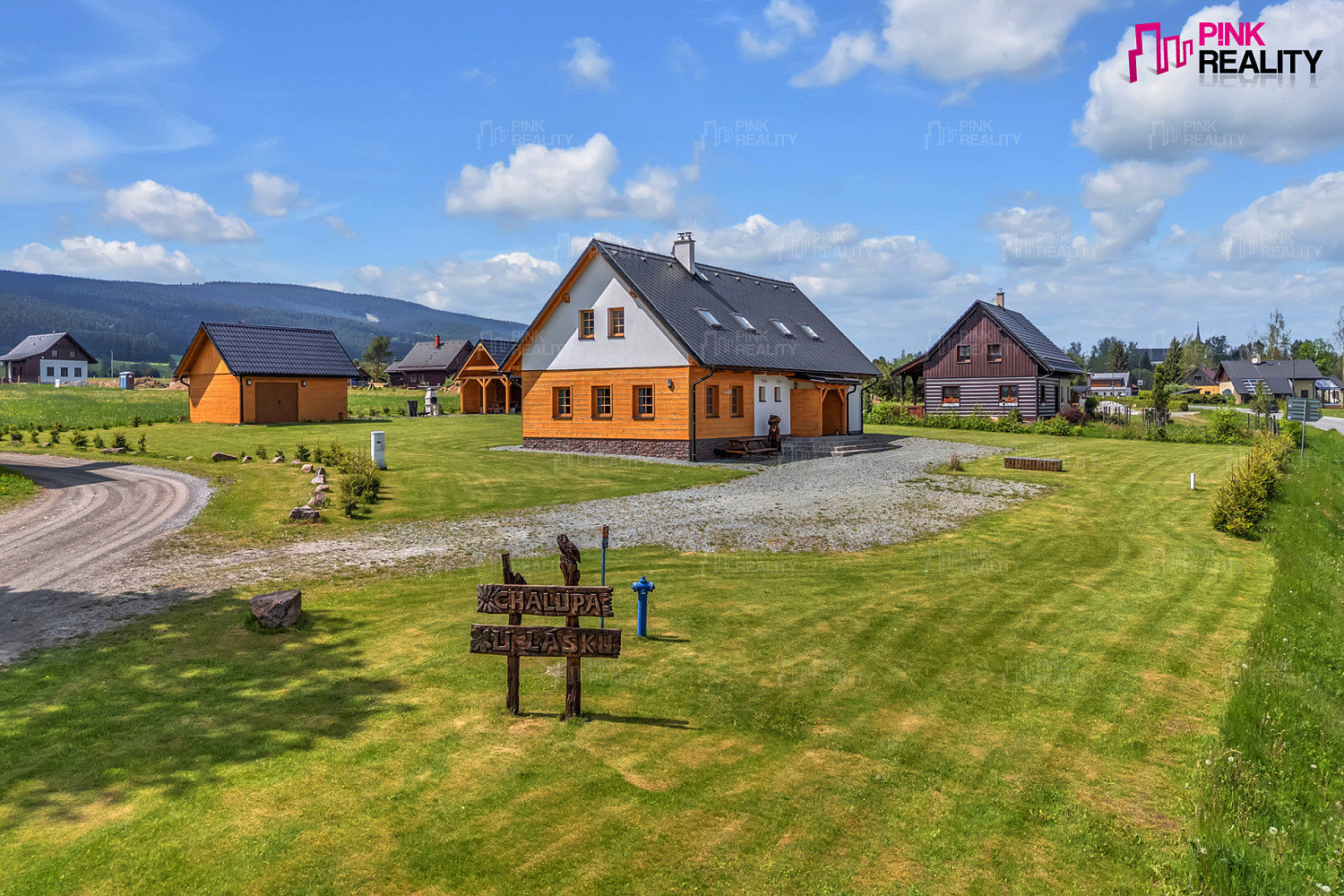 Prodej ubytovacího objektu 184 m²