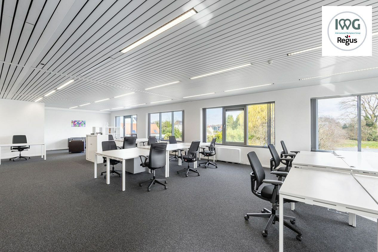 Pronájem kanceláře 120 m² — photo 2
