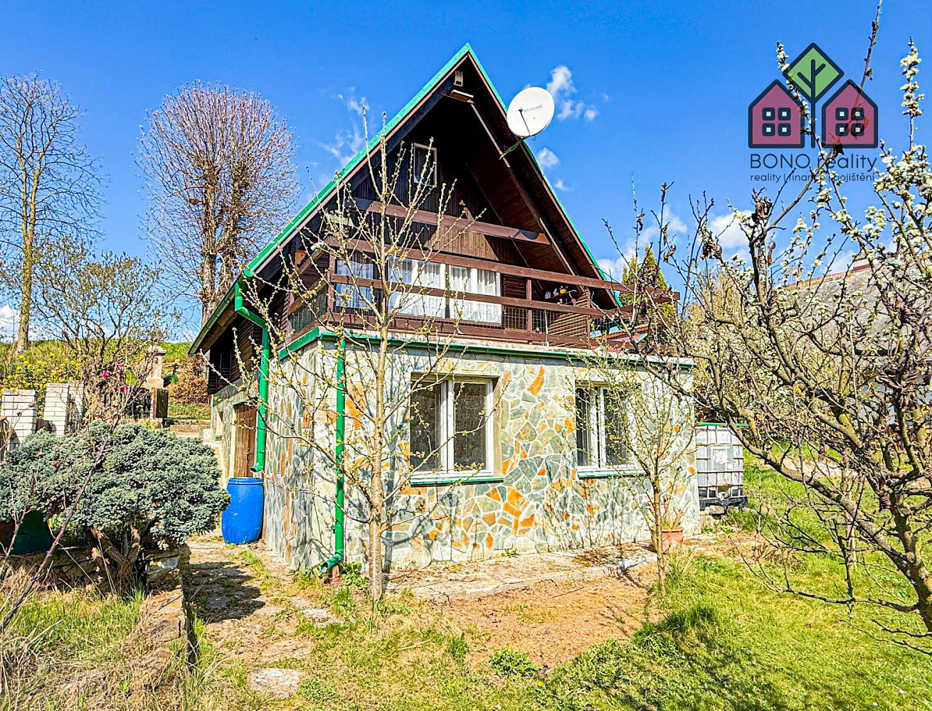 Prodej chaty/chalupy 72 m² s pozemkem 399 m², Velemín