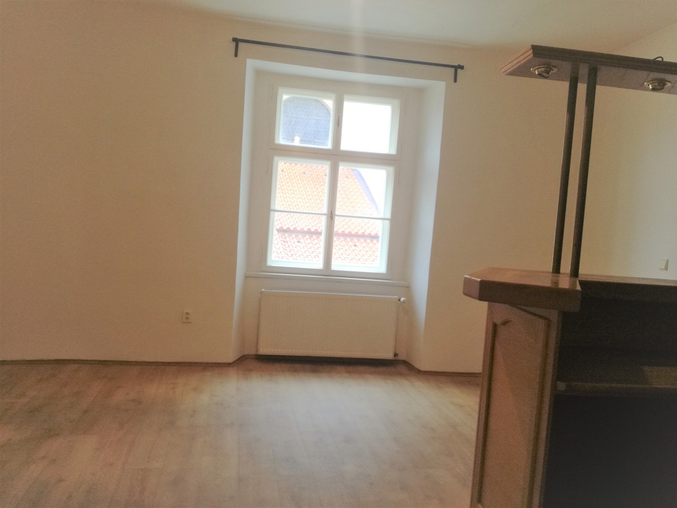 Pronájem bytu 2+kk 64 m² – fotografie 2