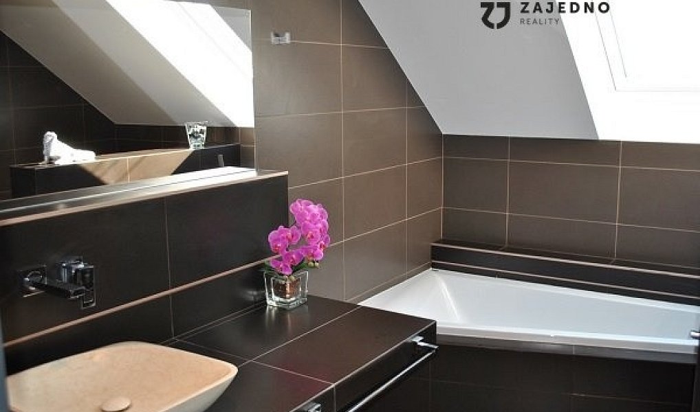 Pronájem ubytovacího objektu 517 m², Hevlín – náhled fotky 8