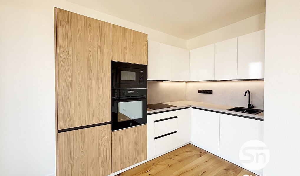 Pronájem bytu 2+kk 51 m², Praha – náhled fotky 2
