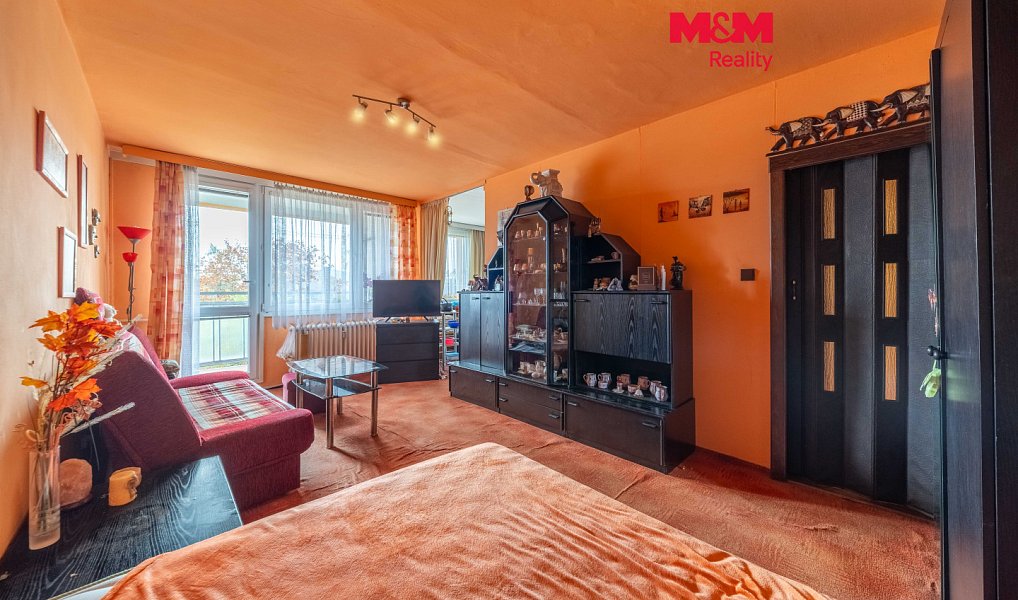 Prodej bytu 1+1 36 m², Beroun – fotka 1 z 20