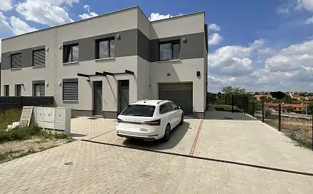 Prodej bytu 4+kk 105 m²