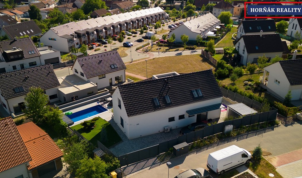 Prodej domu 288 m² s pozemkem 863 m², Ochoz u Brna – náhled fotky 58
