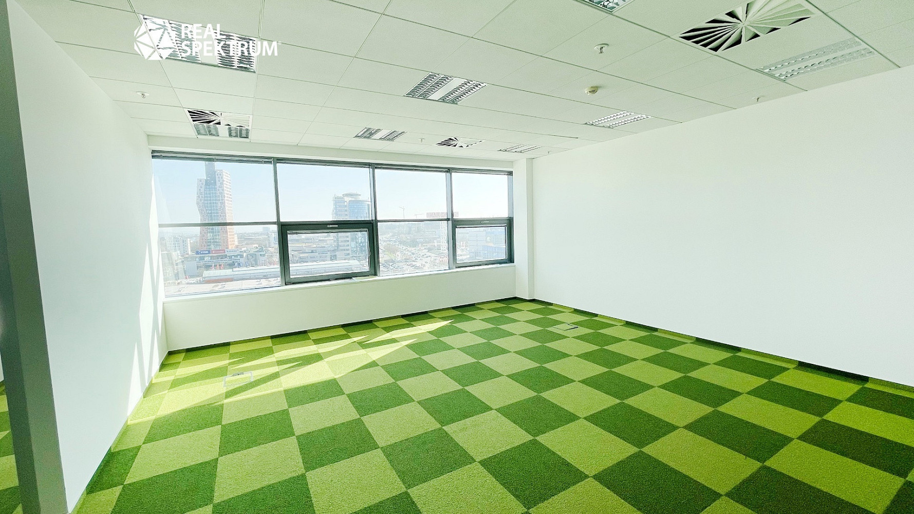 Pronájem kanceláře 283 m² – pohled 2