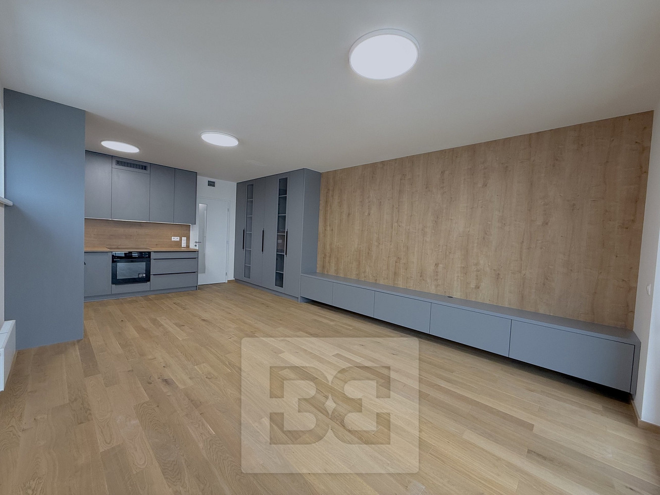 Pronájem bytu 3+kk 80 m² — photo 5