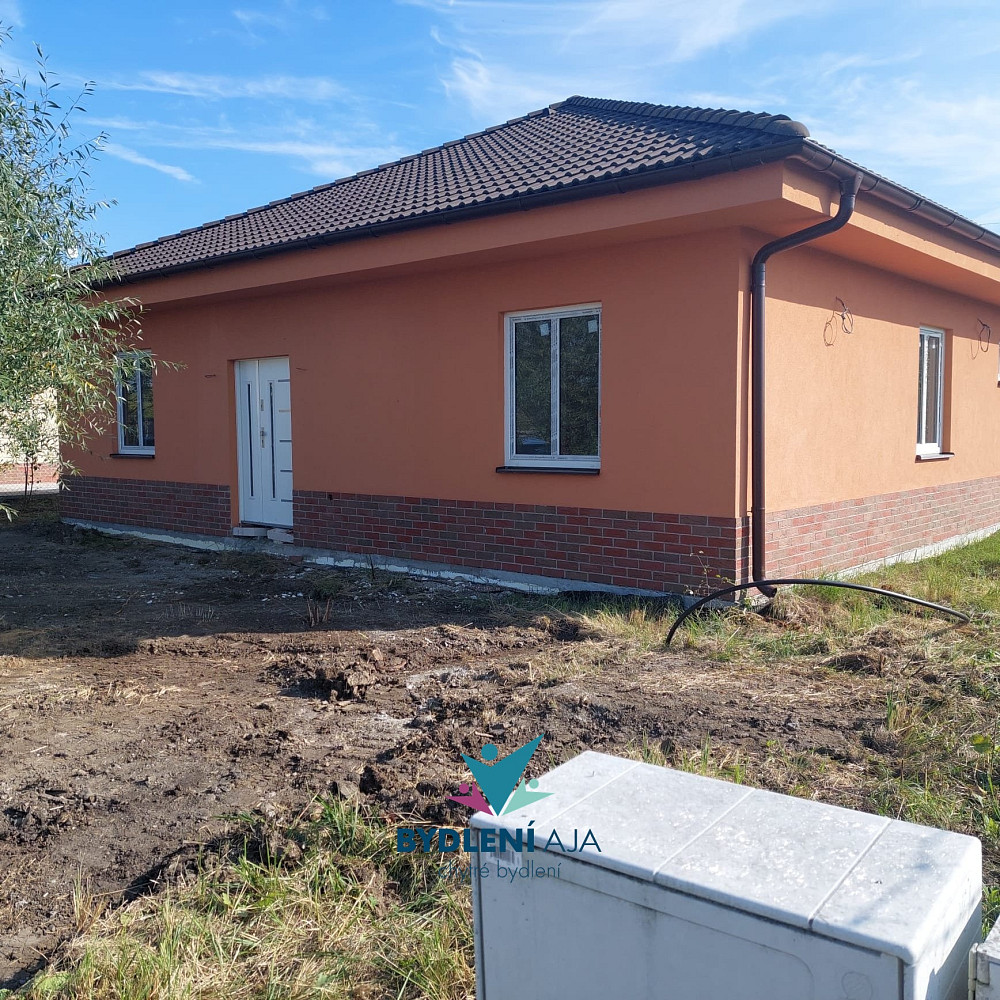 Prodej domu 180 m² s pozemkem 679 m², Srbice