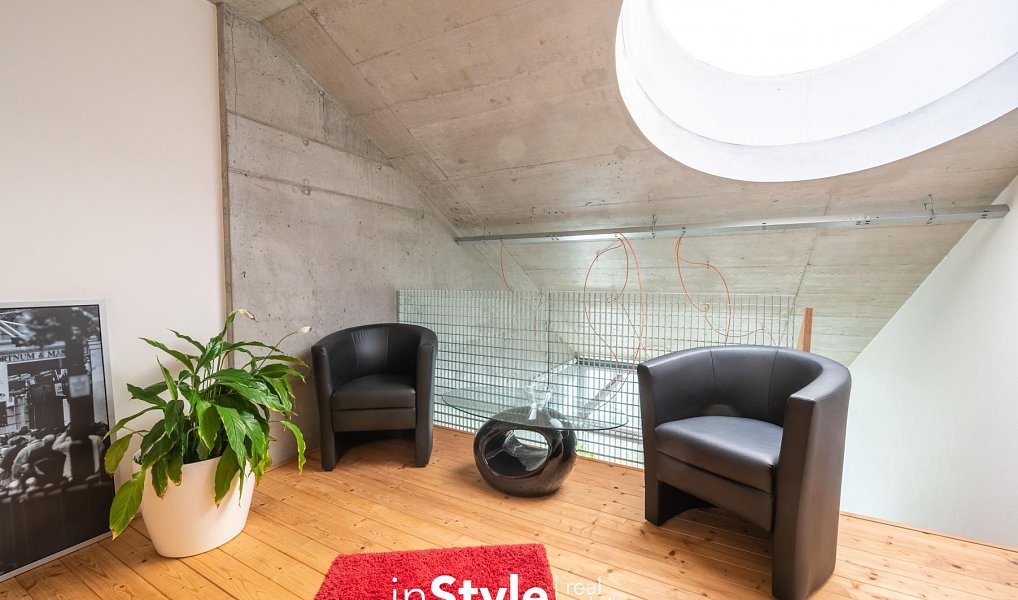 Pronájem kanceláře 25 m², Staré Město – náhled fotky 3