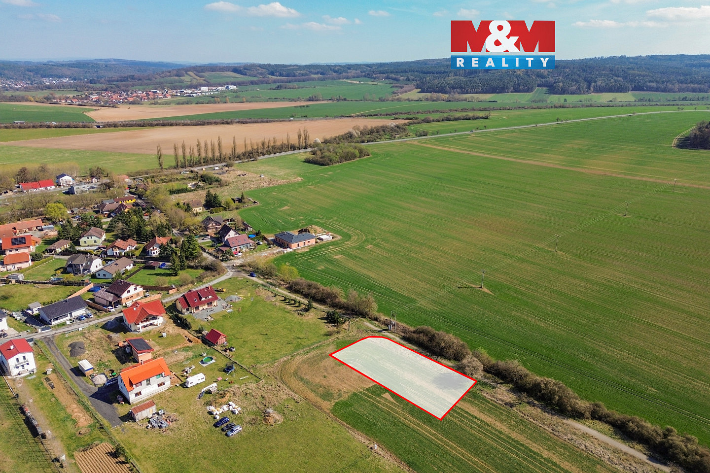 Prodej stavebního pozemku 1 216 m²