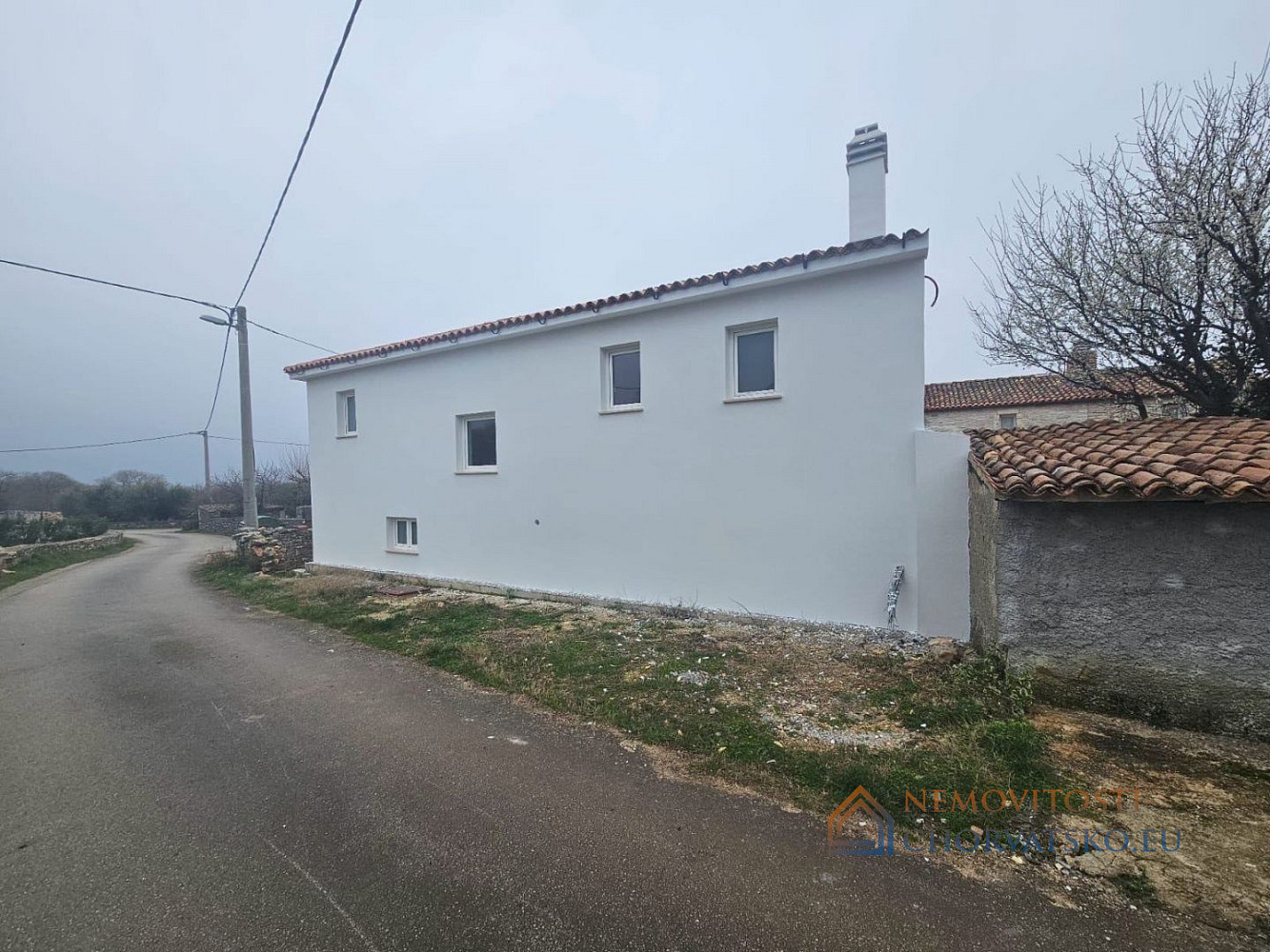 Prodej domu 160 m² s pozemkem 340 m² - Widok 2