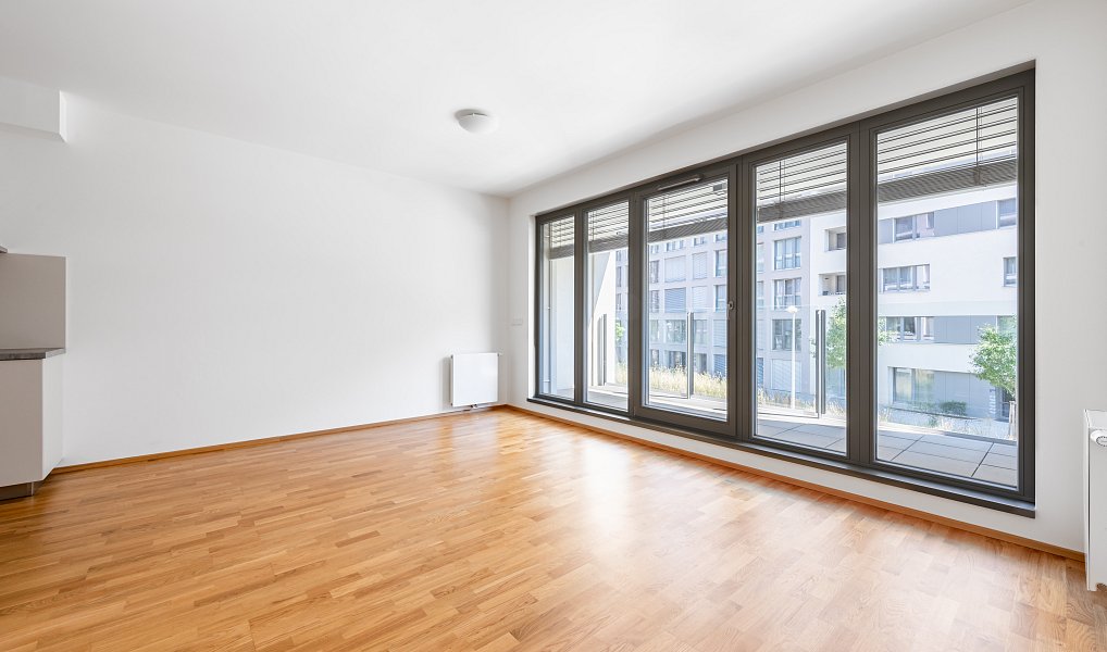 Pronájem bytu 2+kk 58 m², Praha – náhled fotky 3