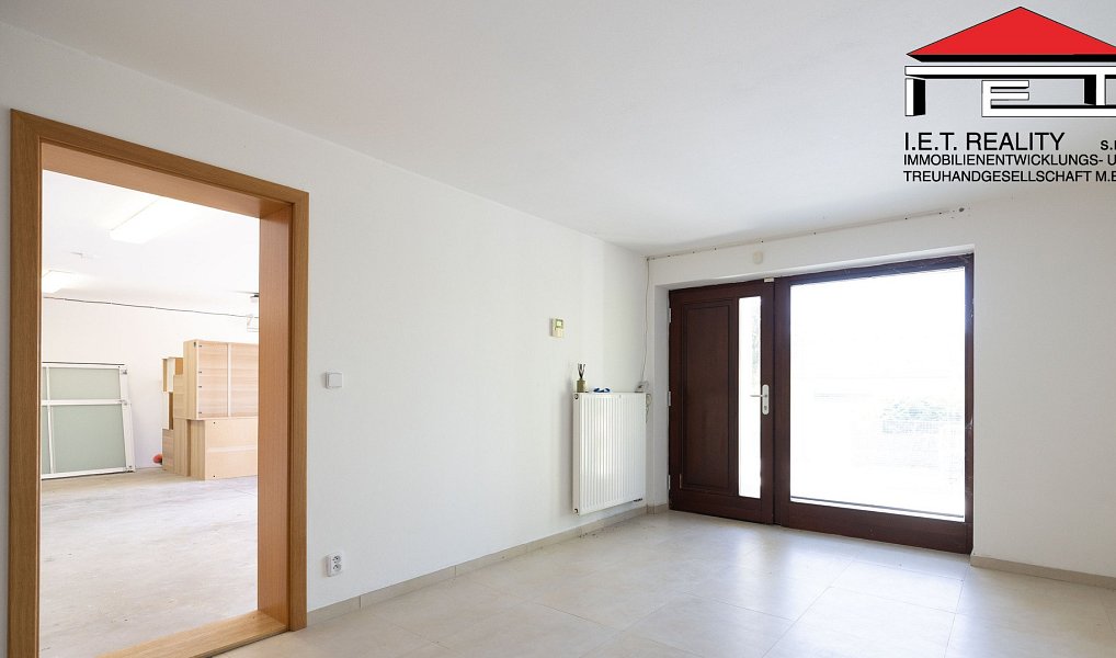 Prodej domu 326 m² s pozemkem 2 960 m², Židlochovice – náhled fotky 13