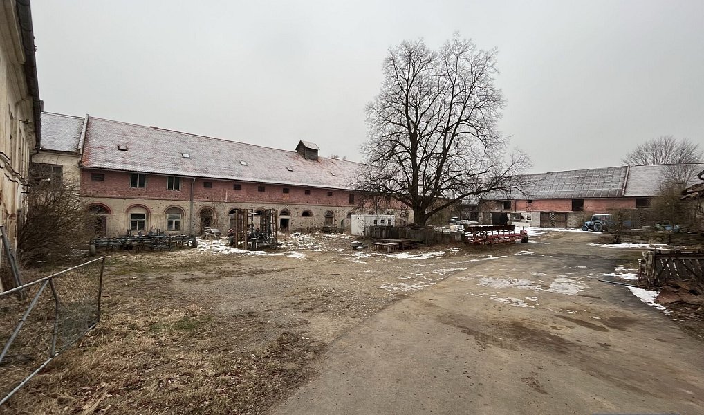 Prodej pole 2 020 000 m², Pavlov – náhled fotky 8