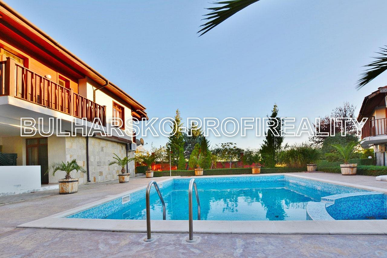Prodej domu 151 m² s pozemkem 130 m²
