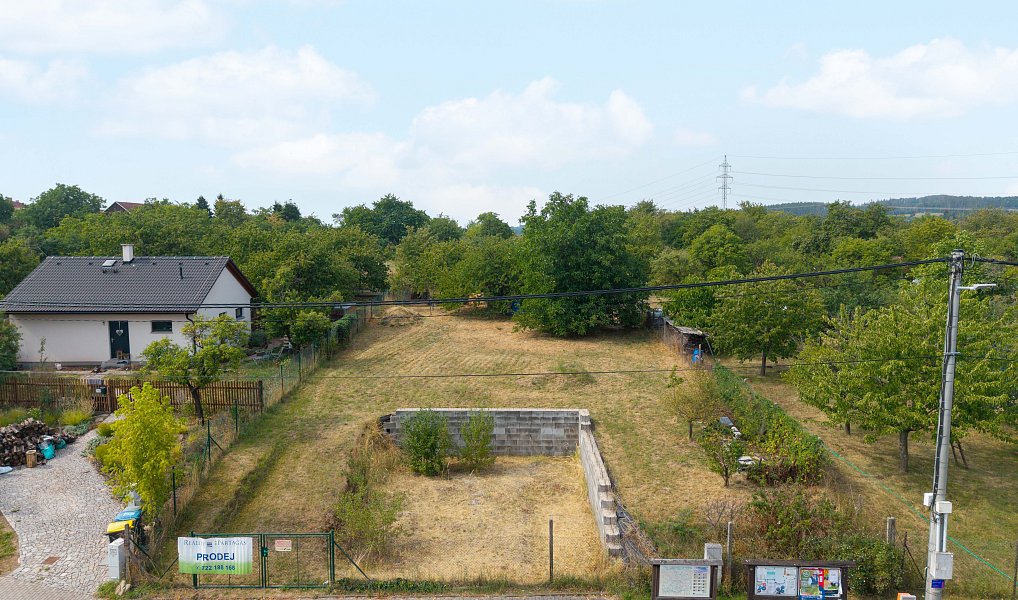 Prodej stavebního pozemku 1 020 m², Bukovice – náhled fotky 8