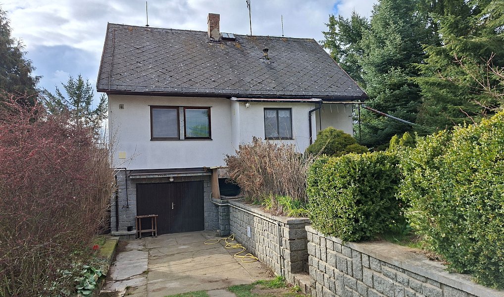 Prodej domu 300 m² s pozemkem 1 090 m², Lnáře – náhled fotky 2