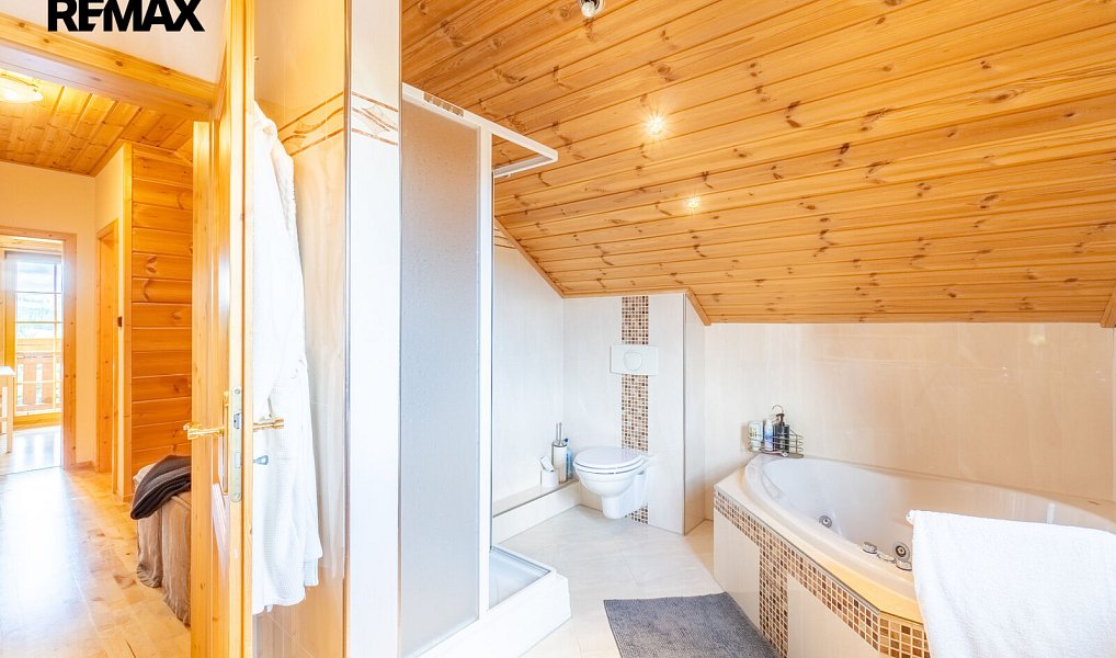 Prodej domu 195 m² s pozemkem 604 m², Loučná pod Klínovcem – náhled fotky 26