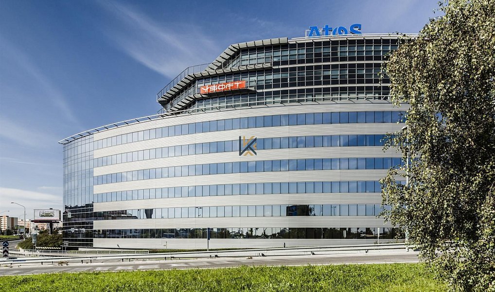 Pronájem komerčního prostoru, 883 m², Nusle - Praha 4, Praha