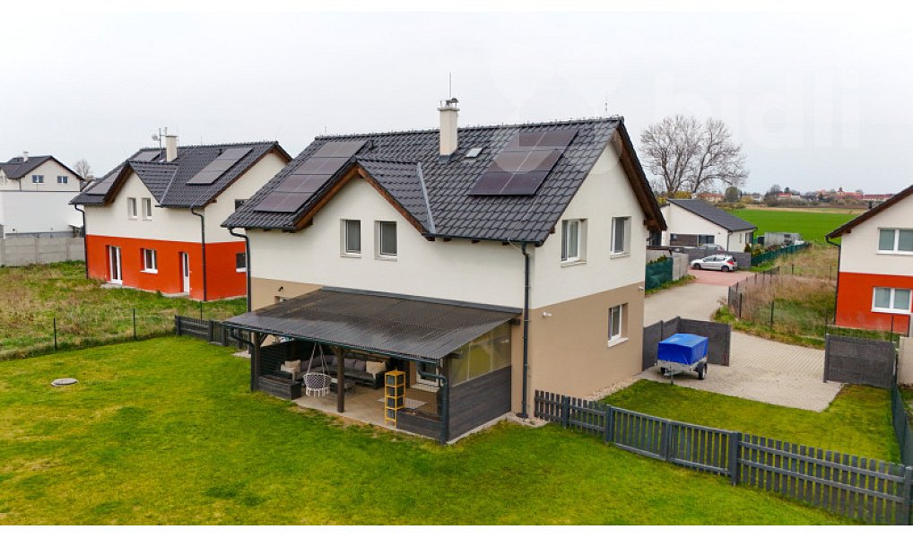 Prodej domu 146 m² s pozemkem 982 m², Smilovice – náhled fotky 17